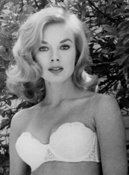 Leslie parrish hot